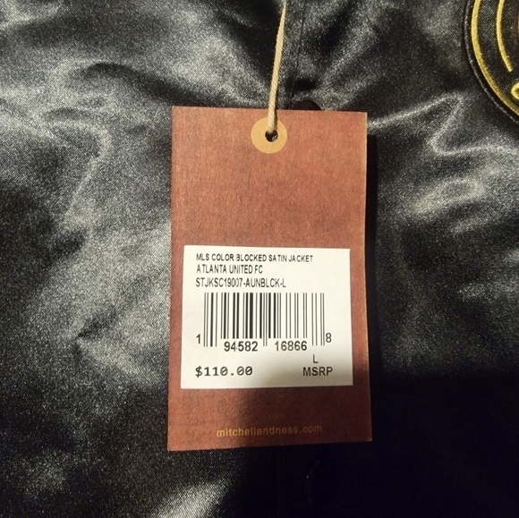 Men's Mitchell & Ness Atlanta United FC Special  Satin Full-Snap Size Large - Picture 5 of 6